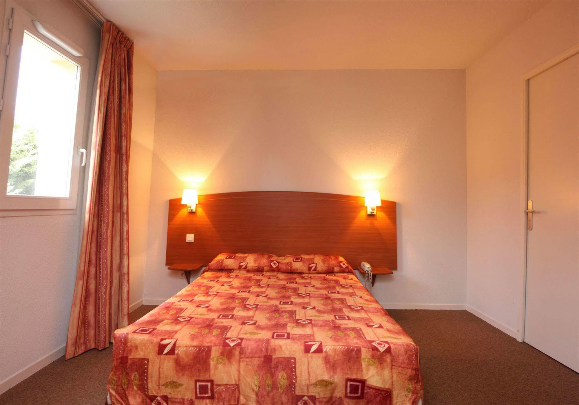 Aerel Hotel Aeroport Blagnac Bagian luar foto